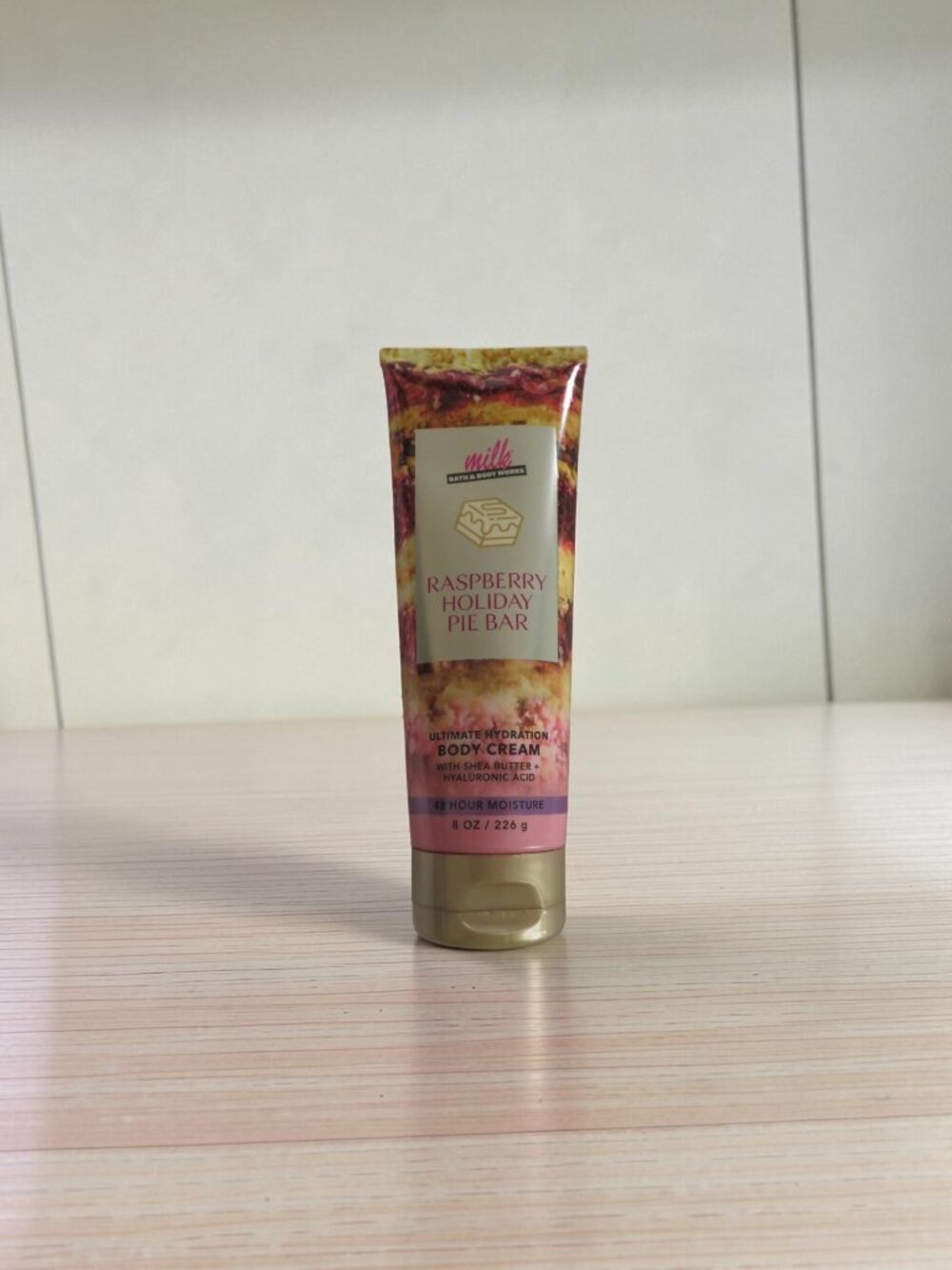 Bath & Body Works x Milk Bar - RASPBERRY HOLIDAY PIE BAR Body Cream, NWT
